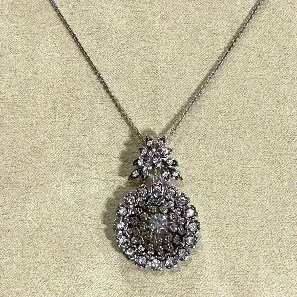 Gorgeous 925 Silver 17” Chain & Pendant w/ Round Brilliant-Cut White Crystals - Picture 1 of 8